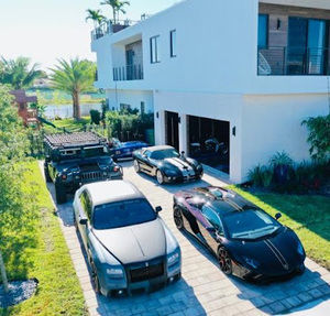 Meet your Posher, Daniel